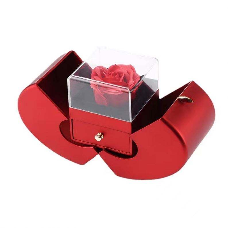 Rose Gift Box with Heart Necklace